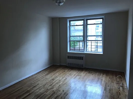 Rented by null | media 6