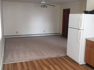 86 Yankee Folly Rd, New Paltz, NY 12561