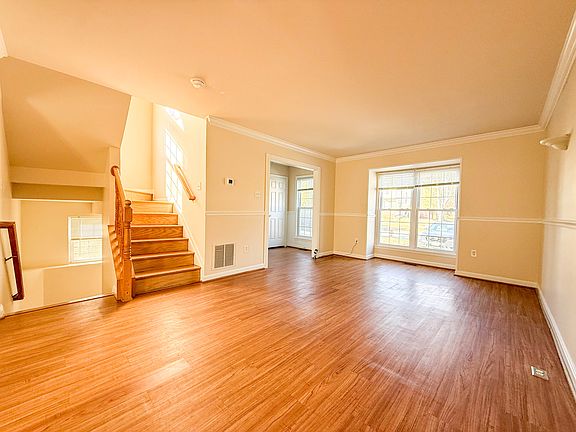 5th image of 145 Gentlebrook Rd