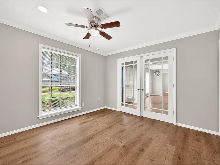 4230 Annawood Cir — Photo 35