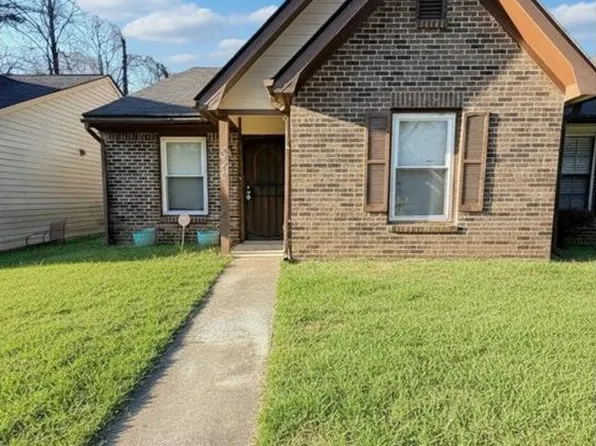 5374 Cherry Wood Dr, Stone Mountain, GA 30083