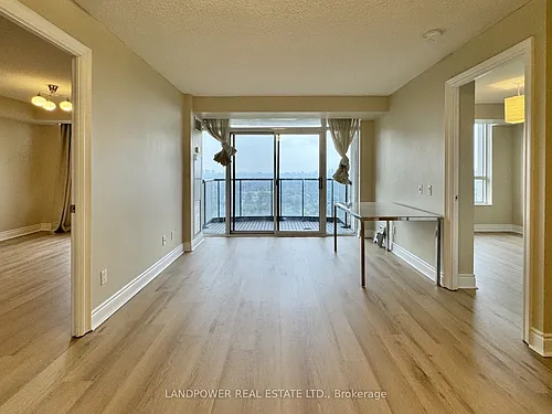 10 Northtown Way #1901 Photo 1