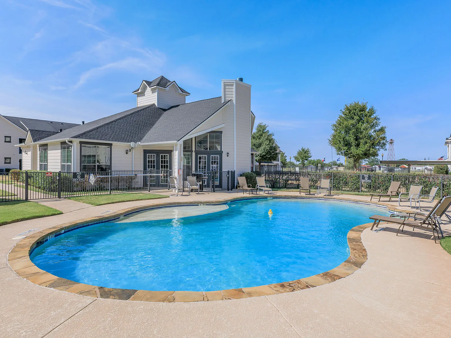 Burkburnett Residences — Photo 1
