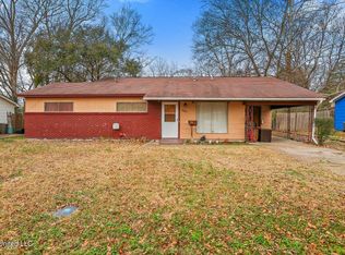 5621 Hearn St, Jackson, MS 39206