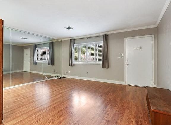 4th image of 3201 Saint Charles Ave APT 228