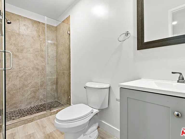 330 E Dryden St #14 — Photo 18