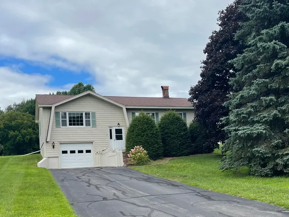 15 Miner Rd, Malone, NY 12953