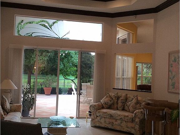 4th image of 11136 Malaysia Cir