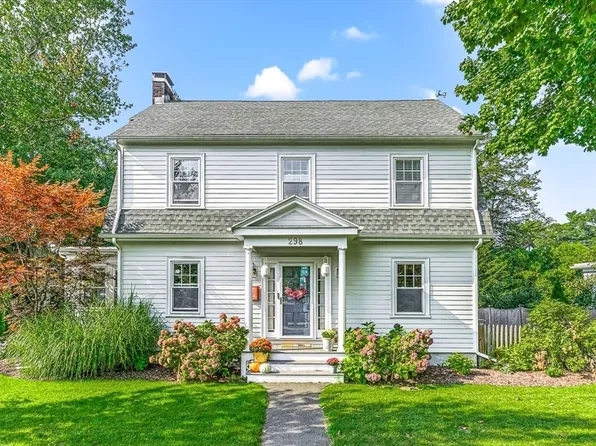 298 Weston Rd, Wellesley, MA 02482