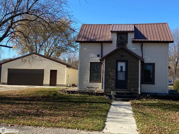 24 4th St S, Dakota City, IA 50529
