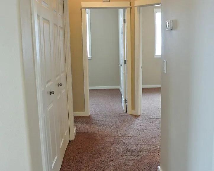 699 Trinity St NE — Photo 11