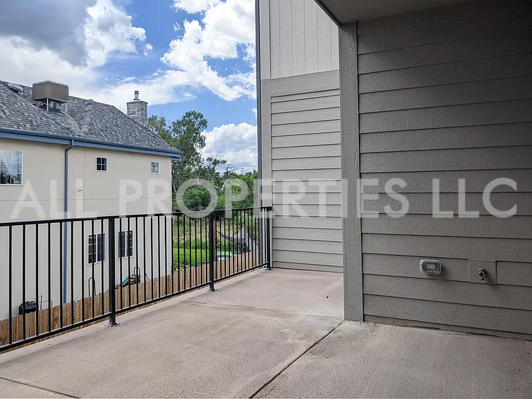 8048 W 52nd Ln #B — Photo 22