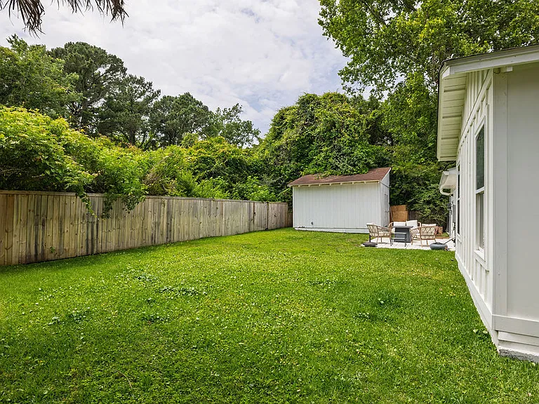 1495 Mataoka St — Photo 29