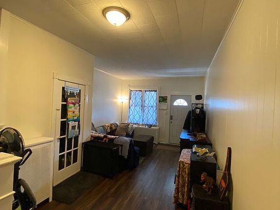 5th image of 1608 Newport Ave