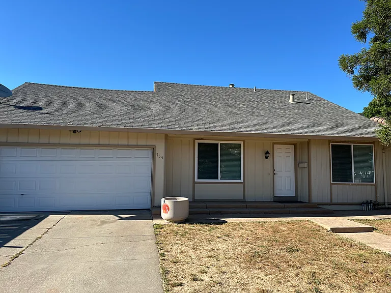 754 Chippewa Way — Photo 1