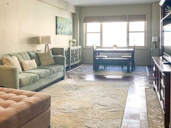 2nd image of 415 E 52nd St APT 9AA