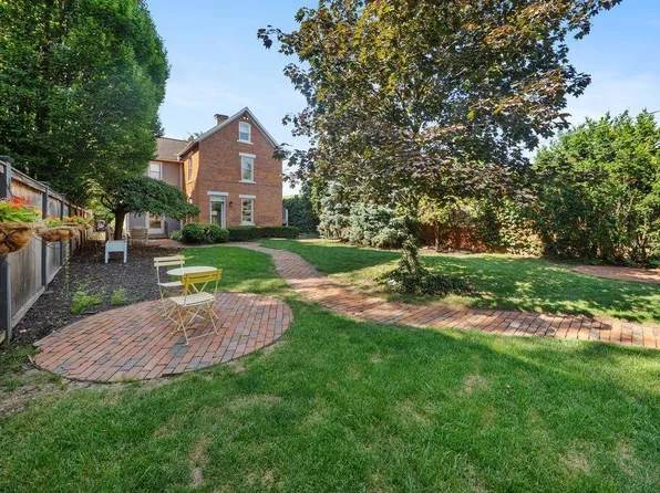 247 Lear St, Columbus, OH 43206