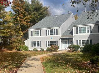 416 Springbrook Cir, Portsmouth, NH 03801