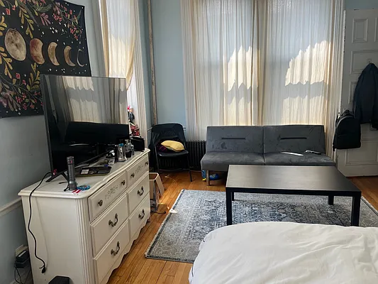 Rented by David Perlman | media 1