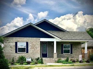 51 9th Ave, Shalimar, FL 32579