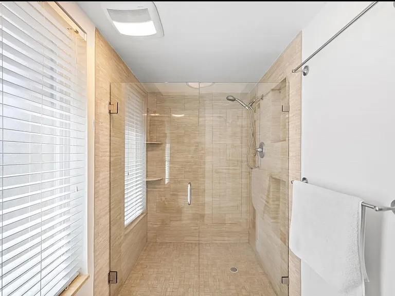 5921 SW 17th Ct — Photo 29