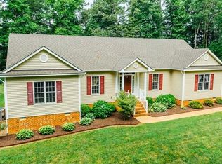 1853 Oakland Estates Dr, Powhatan, VA 23139