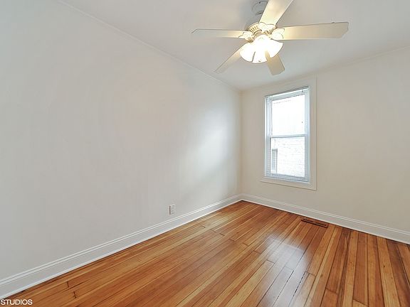 5th image of 1209 Dewey Ave APT 1R