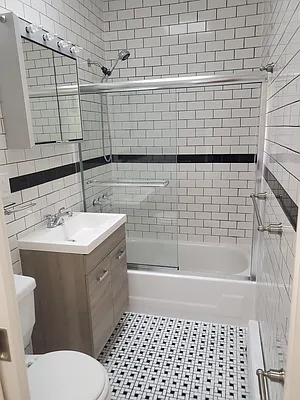 Rented by Mahzari Realty Inc | media 23