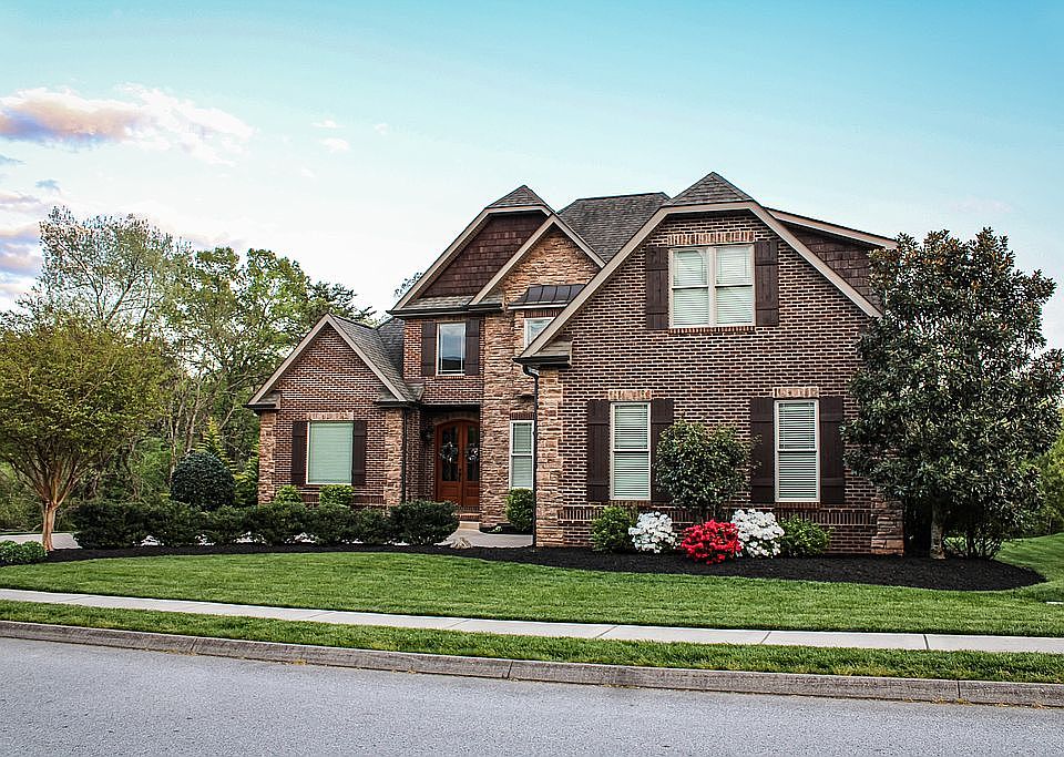 1st image of 11956 Lakehurst Ln