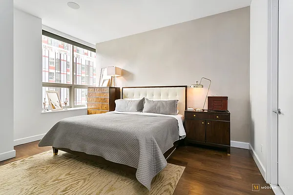 Sold by Modern Spaces | media 5