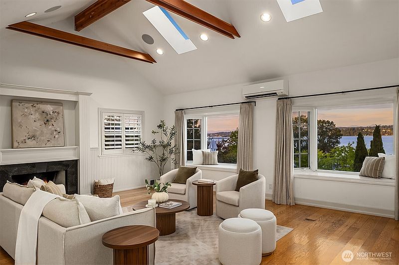 5th image of 1021 McGilvra Boulevard E