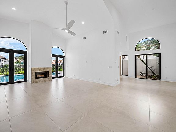 5th image of 6547 Via Rosa