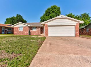 2408 S Jensen Ave, El Reno, OK 73036
