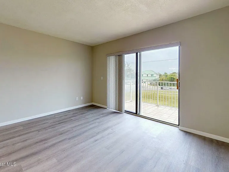 2160 N Highway A1a Hwy #303 — Photo 32