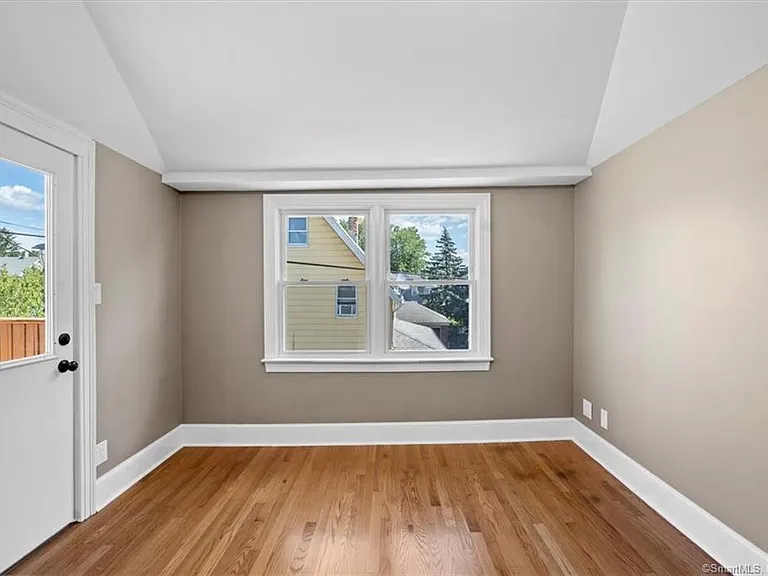 223 Townsend Ave #2 — Photo 19