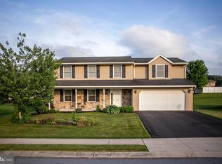 16 Overlook Ln #L-0504, Newmanstown, PA 17073