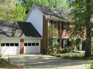 325 Madera Ct, Sandy Springs, GA 30350