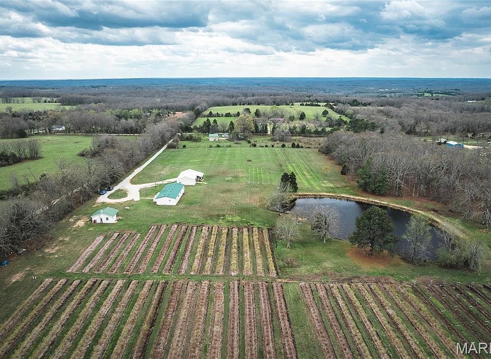 1st image of 552 Lick Creek Rd