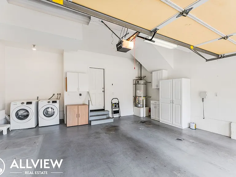 2854 Vicenzo Dr — Photo 31