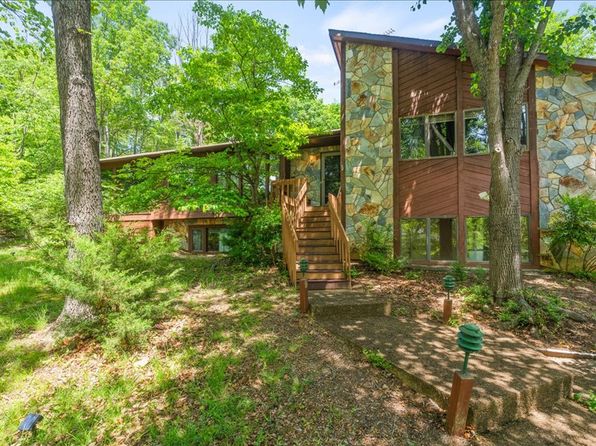 175 Elk Ln