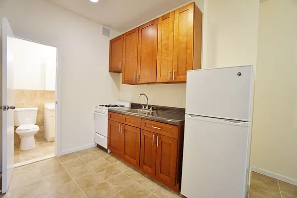 Rented by Best Apartments North Inc | media 19