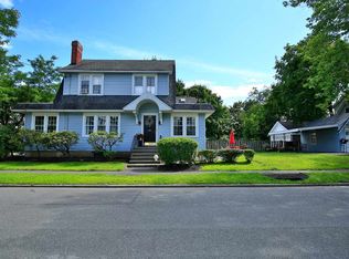 352 Marshland Ct, Troy, NY 12180