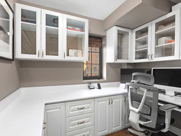 440 East 57th Street image 16 of 16