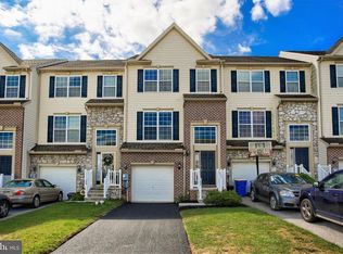 1206 Knob Run, York, PA 17408