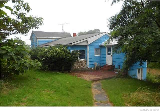 2nd image of 10261 Edies Rd