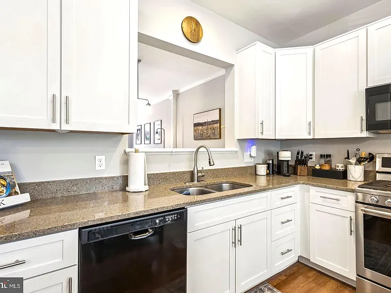 506 Torbert Loop — Photo 11