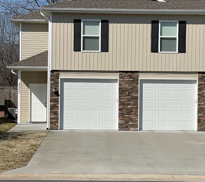 329 Chris Dr