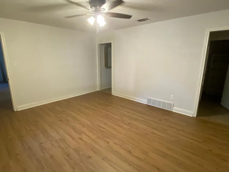 7351 Tamarack Rd — Photo 15