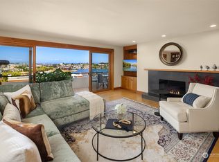 2565 Dexter Ave N APT 302, Seattle, WA 98109