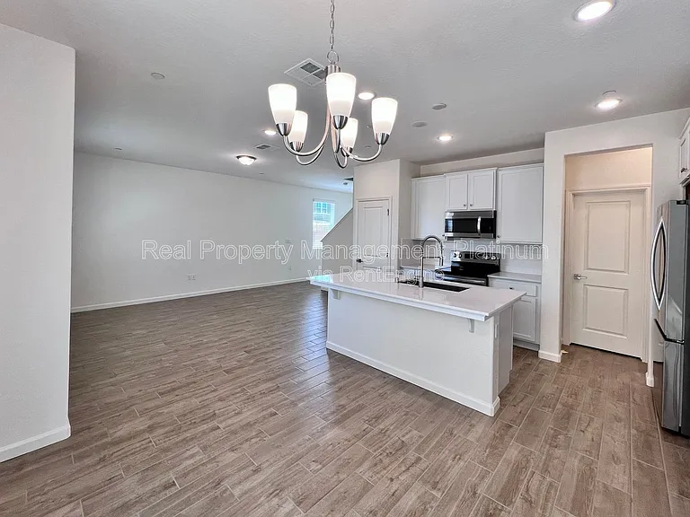6596 E Cresthaven Dr — Photo 9